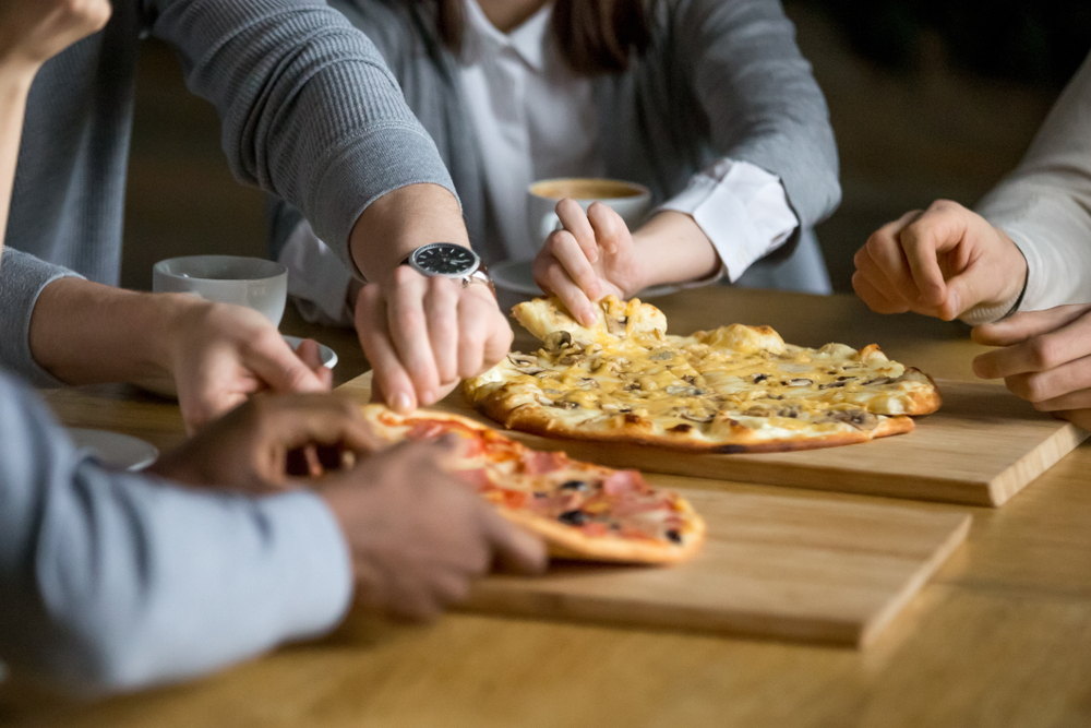 Basic Hacks To Save Money In Restaurants