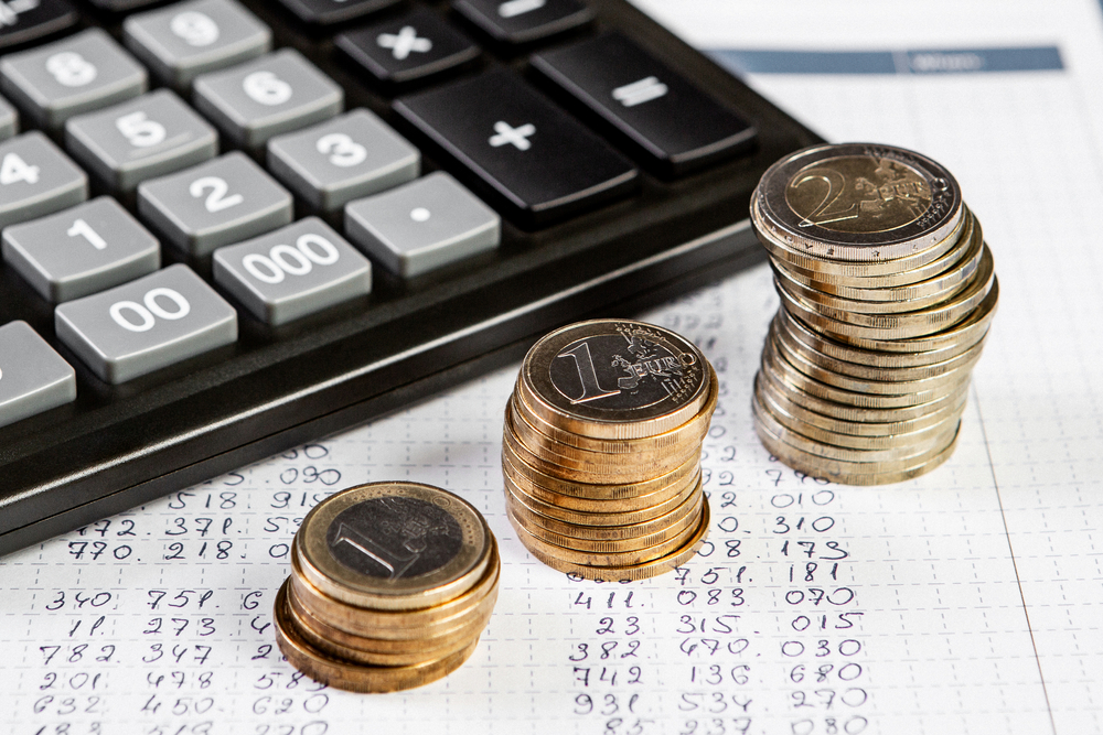 What Are The Differences Between Betterment And M1 Finance?